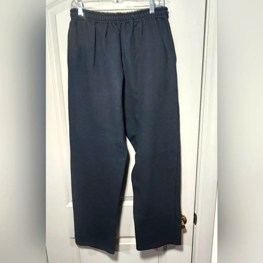 🛍 4/$20 🛍 Gildan Black Softball Sweatpants-Size Large - Picture 2 of 4